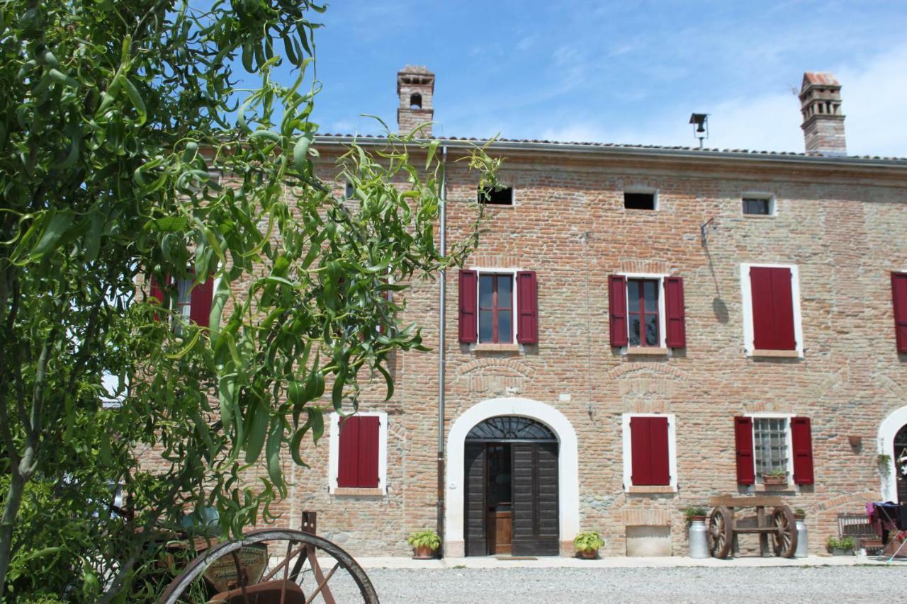 New Flowers Farm B&B Noceto Exterior foto